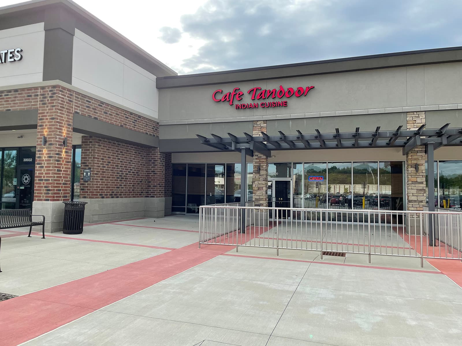 The Cafe Tandoor storefront by day